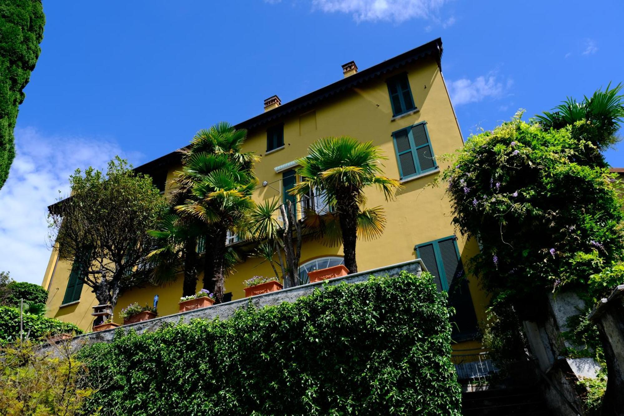 La Casa Di Anna Διαμέρισμα Βαρένα Εξωτερικό φωτογραφία